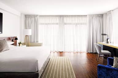 Hotel con piscina